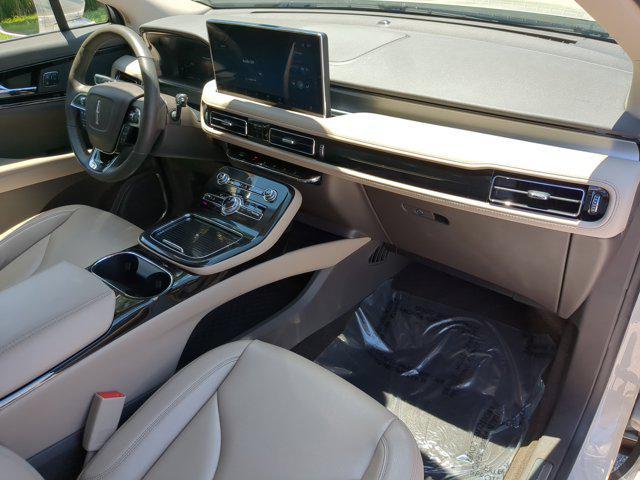 used 2022 Lincoln Nautilus car, priced at $26,194