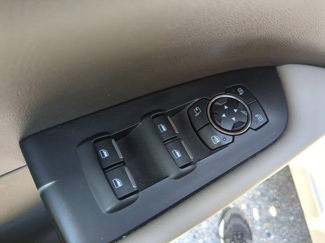 used 2022 Lincoln Nautilus car, priced at $26,194