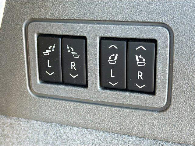 used 2024 Cadillac XT6 car, priced at $36,800