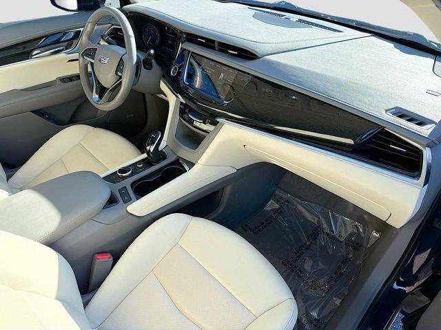 used 2024 Cadillac XT6 car, priced at $36,800