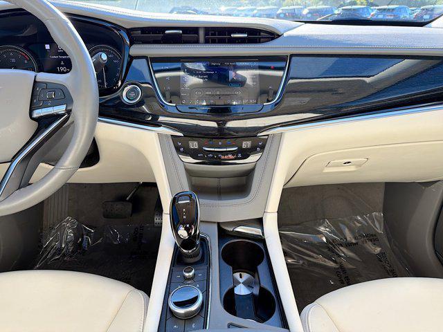 used 2024 Cadillac XT6 car, priced at $36,800