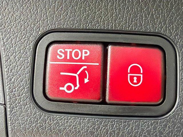 used 2025 Mercedes-Benz GLB 250 car, priced at $38,715