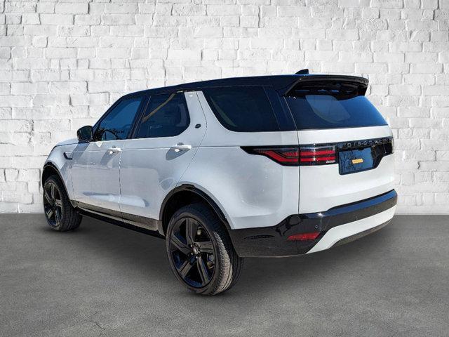 new 2025 Land Rover Discovery car, priced at $79,118