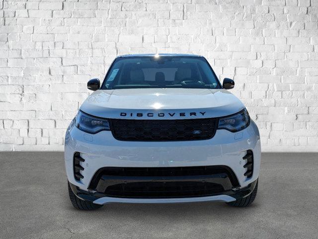 new 2025 Land Rover Discovery car, priced at $79,118