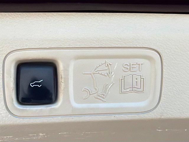 used 2019 Lincoln Navigator car, priced at $30,619