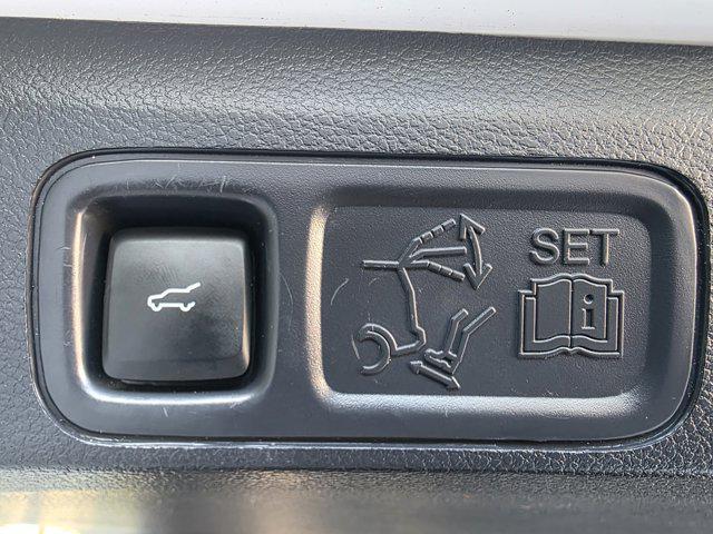 used 2023 Lincoln Navigator car, priced at $67,682