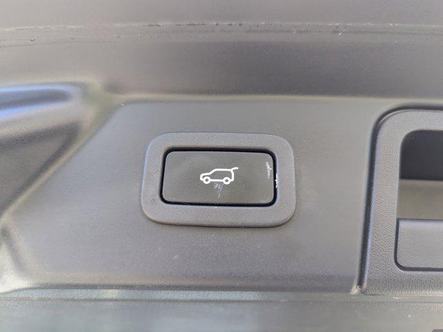 used 2020 Land Rover Range Rover Velar car, priced at $20,894