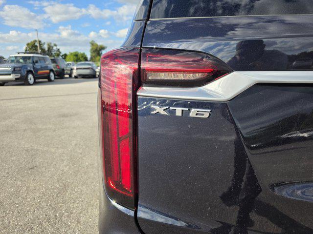 used 2021 Cadillac XT6 car, priced at $30,109