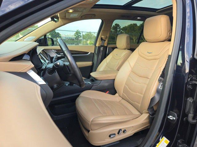 used 2022 Cadillac XT6 car, priced at $33,000