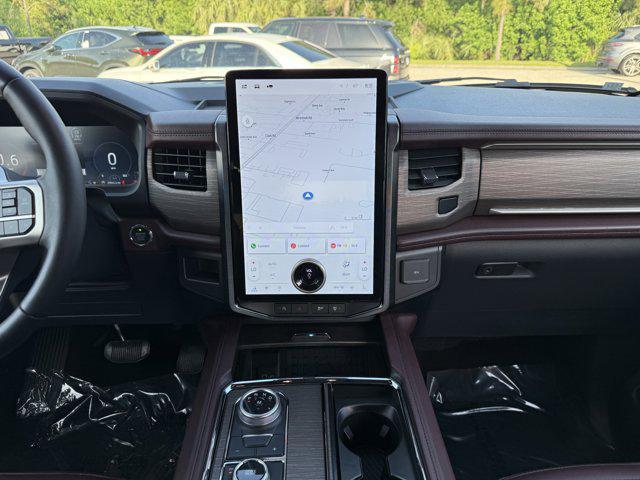 used 2024 Ford Expedition car, priced at $58,698