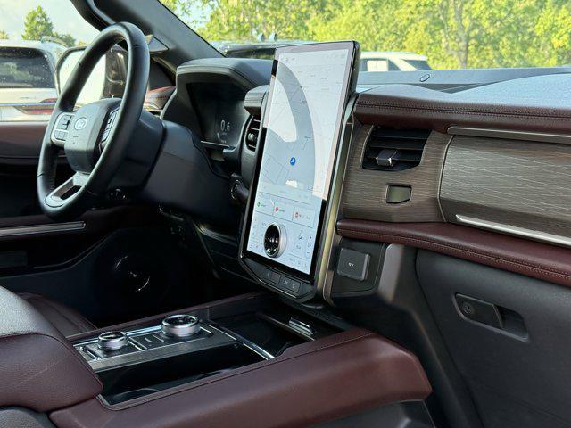 used 2024 Ford Expedition car, priced at $58,698