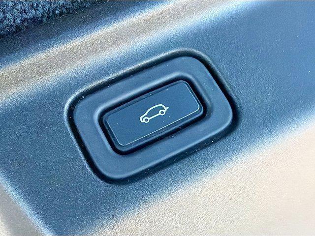 used 2023 Land Rover Range Rover car, priced at $92,597