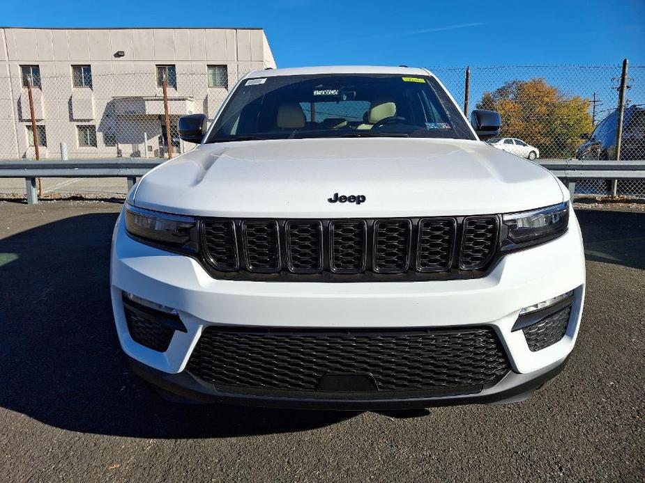 new 2025 Jeep Grand Cherokee car, priced at $51,500