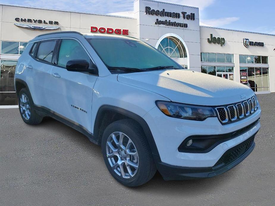 new 2024 Jeep Compass car, priced at $40,321