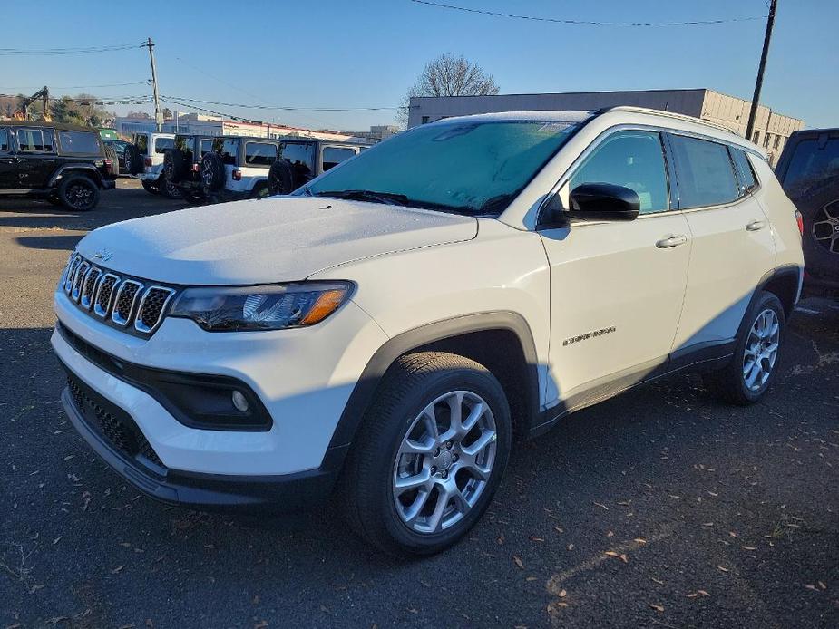 new 2024 Jeep Compass car, priced at $37,821