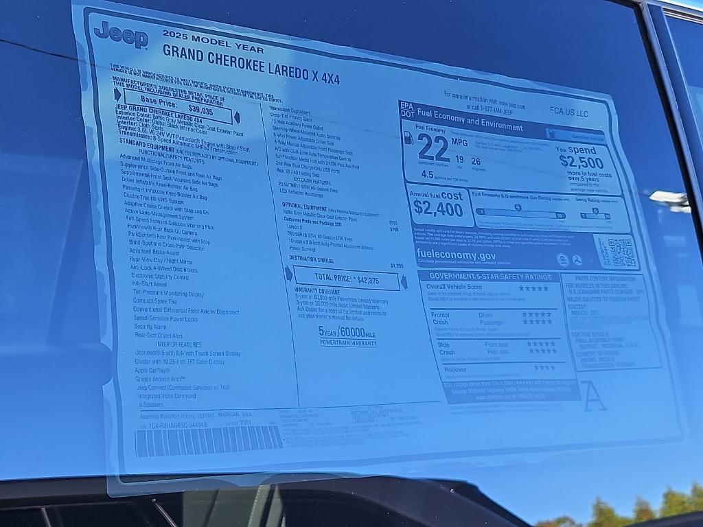 new 2025 Jeep Grand Cherokee car, priced at $38,426