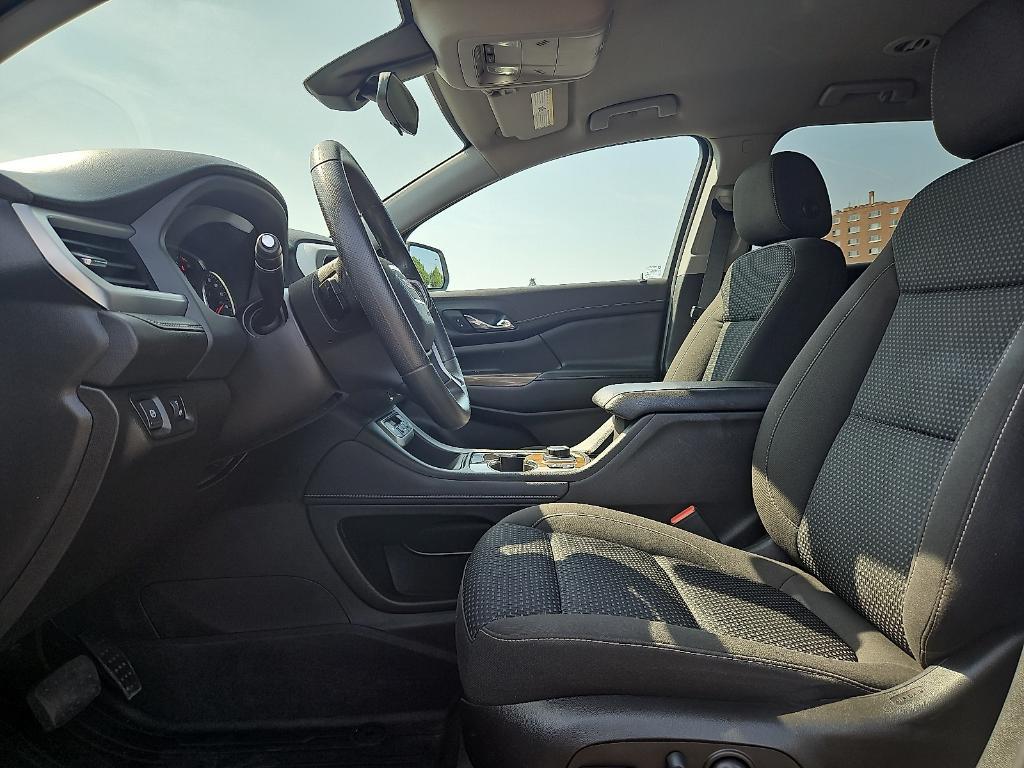 used 2022 GMC Acadia car, priced at $26,988