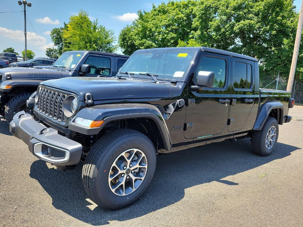 new 2024 Jeep Gladiator car, priced at $49,703