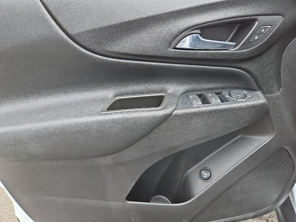 used 2020 Chevrolet Equinox car, priced at $15,988