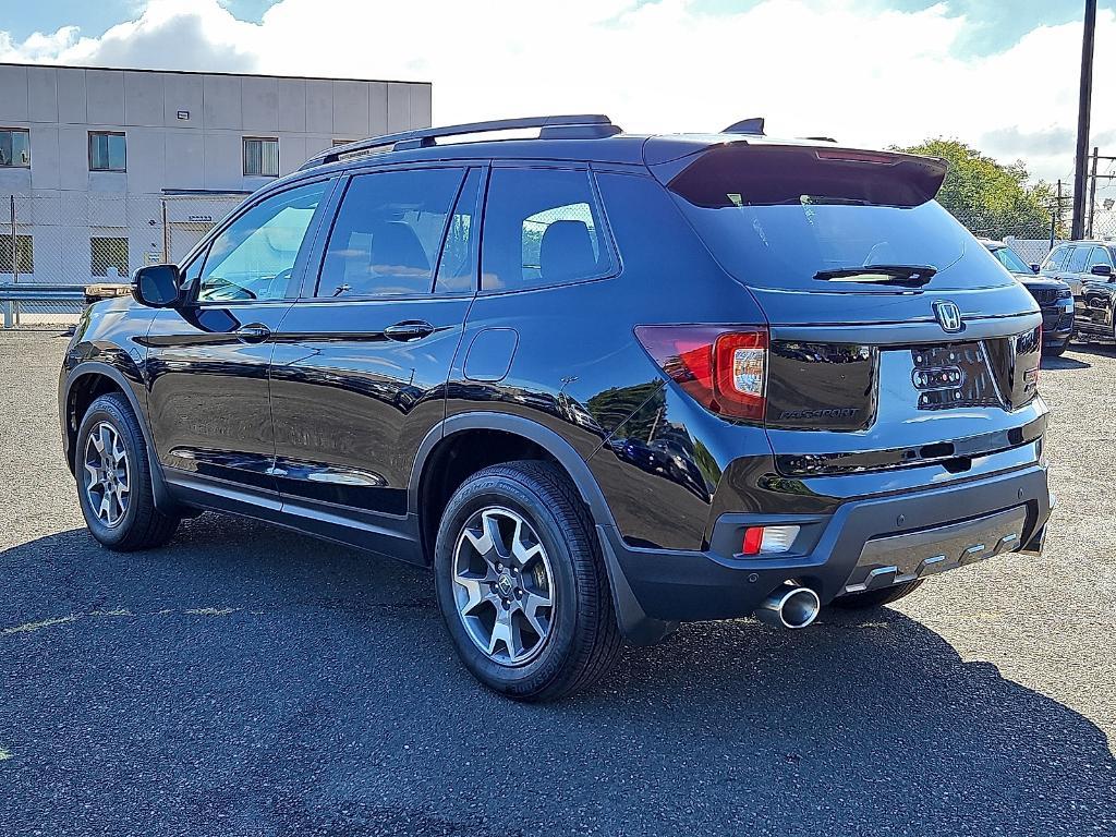 used 2022 Honda Passport car, priced at $30,988