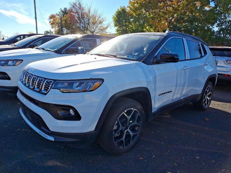 new 2025 Jeep Compass car, priced at $33,901