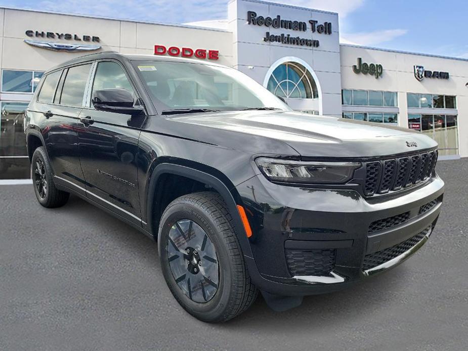 new 2025 Jeep Grand Cherokee L car, priced at $46,995