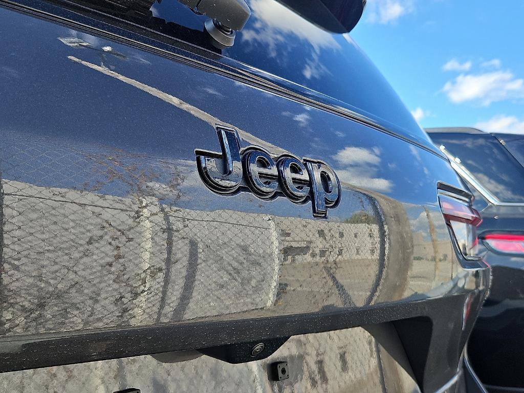 new 2025 Jeep Grand Cherokee L car, priced at $45,536