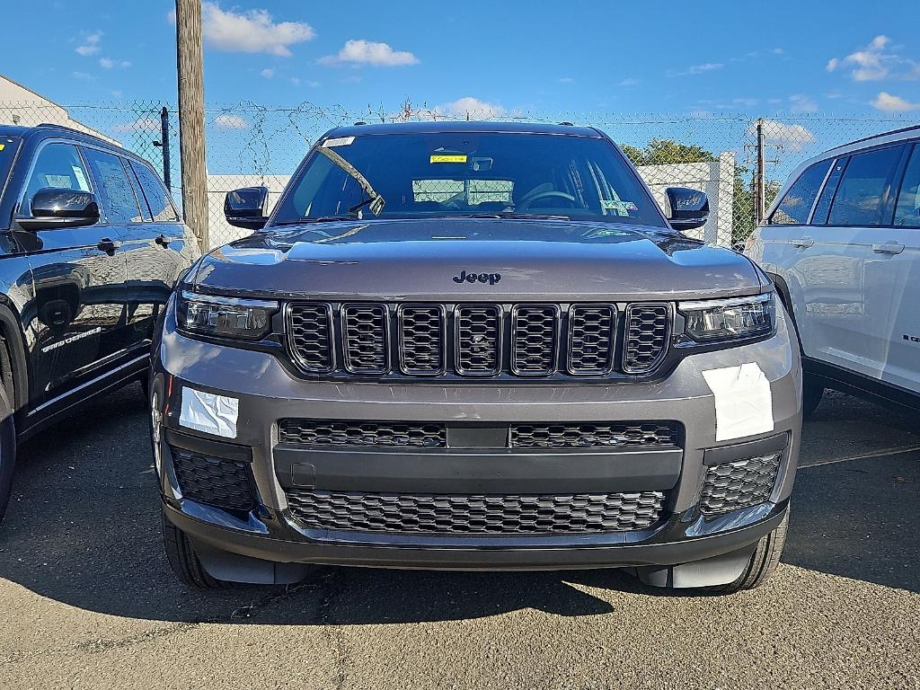 new 2025 Jeep Grand Cherokee L car, priced at $45,536