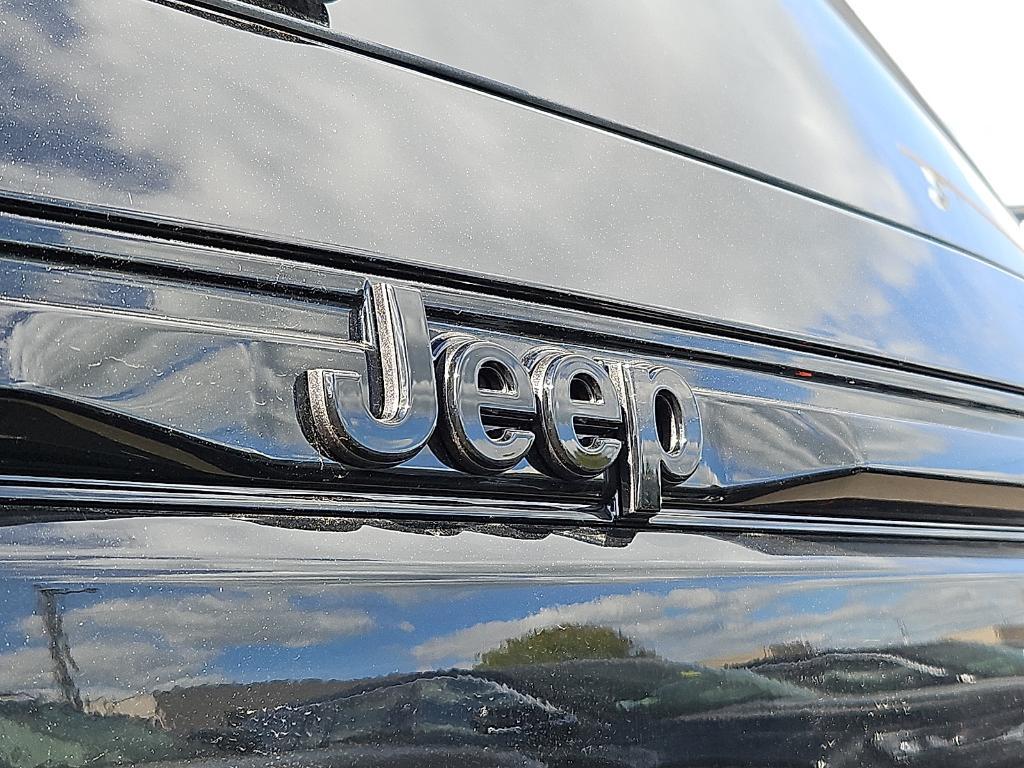 new 2025 Jeep Grand Cherokee car, priced at $42,791