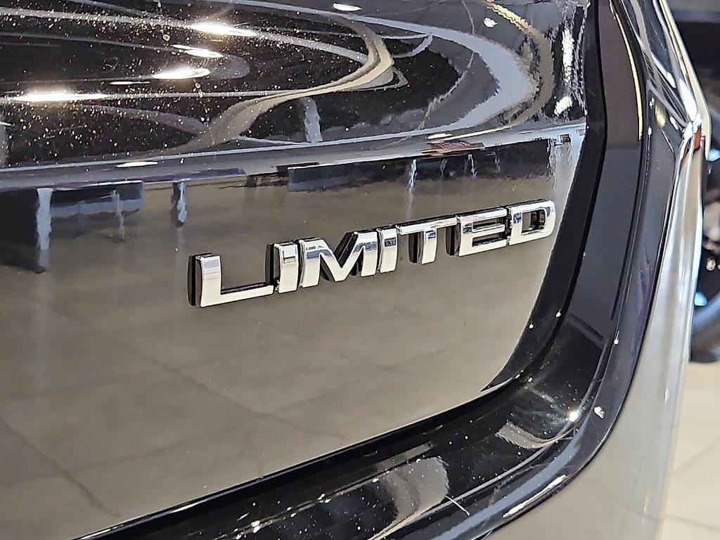 new 2025 Jeep Compass car, priced at $32,641