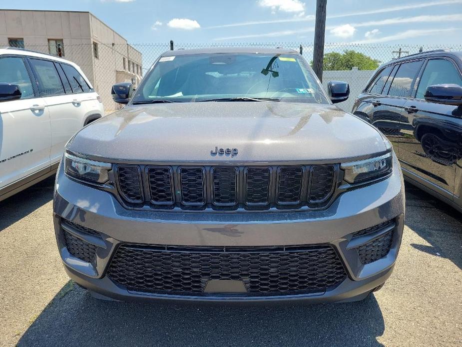 new 2024 Jeep Grand Cherokee car, priced at $45,862