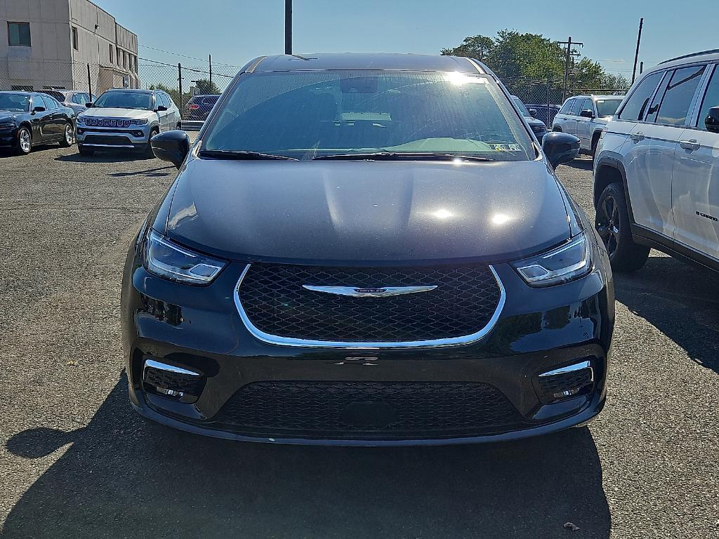 new 2026 Chrysler Pacifica car, priced at $45,791