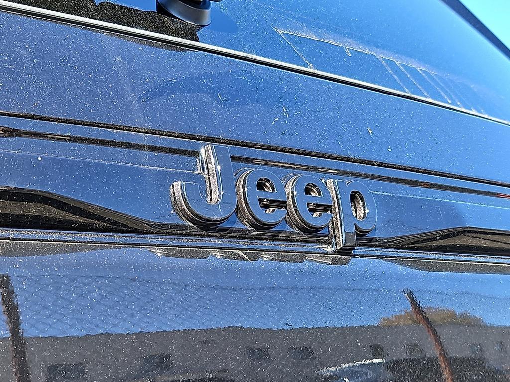 new 2025 Jeep Grand Cherokee car, priced at $42,791