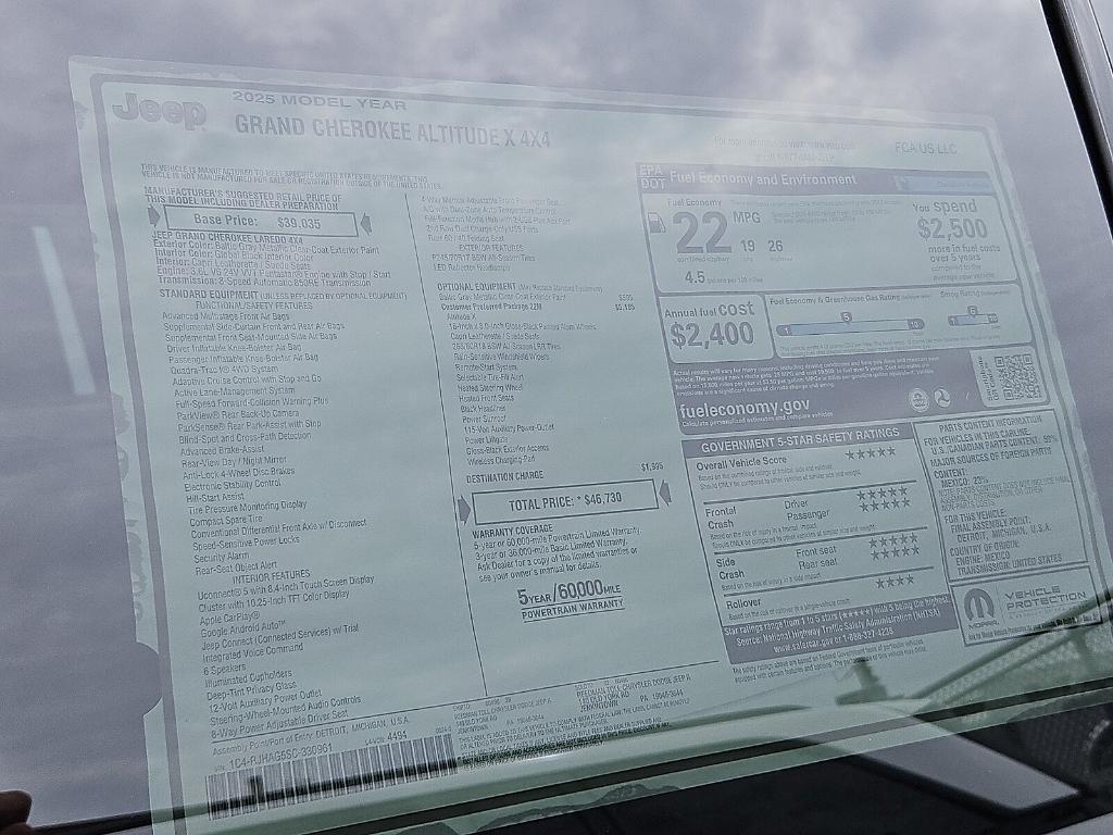 new 2025 Jeep Grand Cherokee car, priced at $43,536