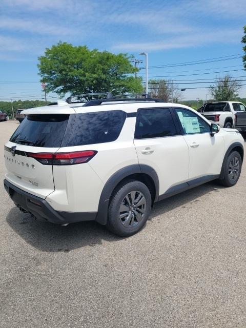 new 2024 Nissan Pathfinder car, priced at $47,250