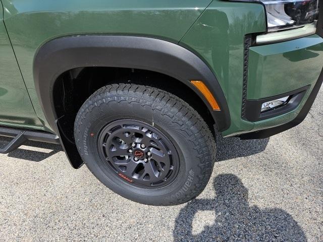 new 2025 Nissan Frontier car, priced at $45,521