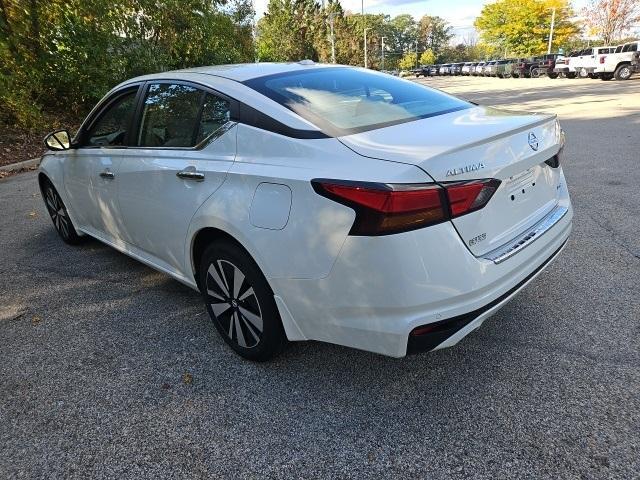 used 2021 Nissan Altima car, priced at $21,950