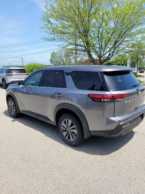 new 2024 Nissan Pathfinder car, priced at $40,000