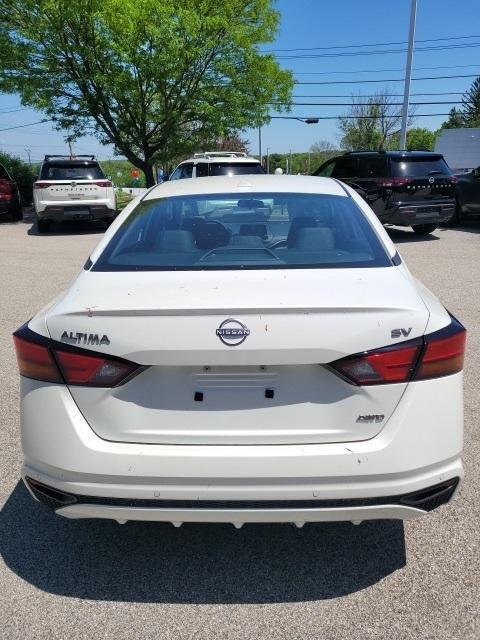 new 2024 Nissan Altima car, priced at $30,595