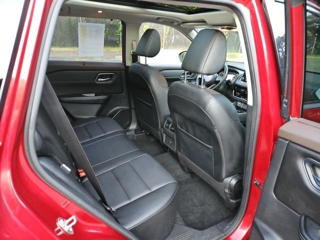 used 2021 Nissan Rogue car, priced at $24,995