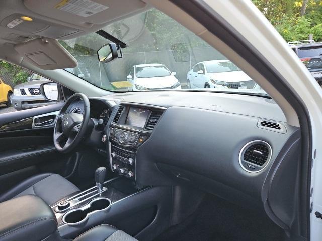used 2020 Nissan Pathfinder car, priced at $23,995