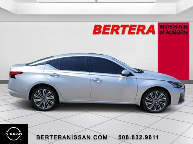 used 2023 Nissan Altima car, priced at $28,995