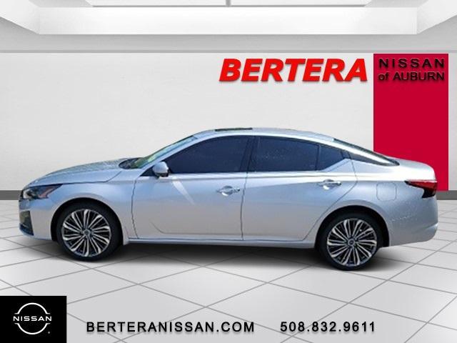 used 2023 Nissan Altima car, priced at $30,275