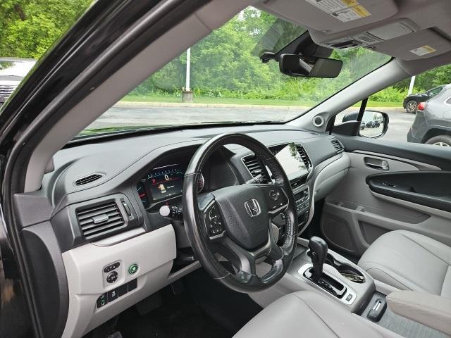 used 2019 Honda Pilot car, priced at $25,995