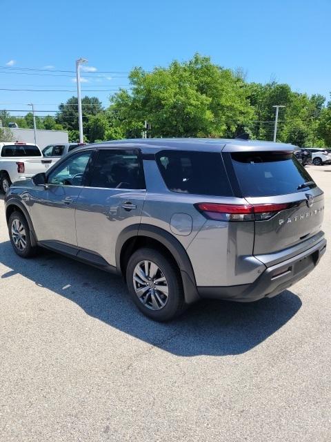 new 2024 Nissan Pathfinder car, priced at $37,675