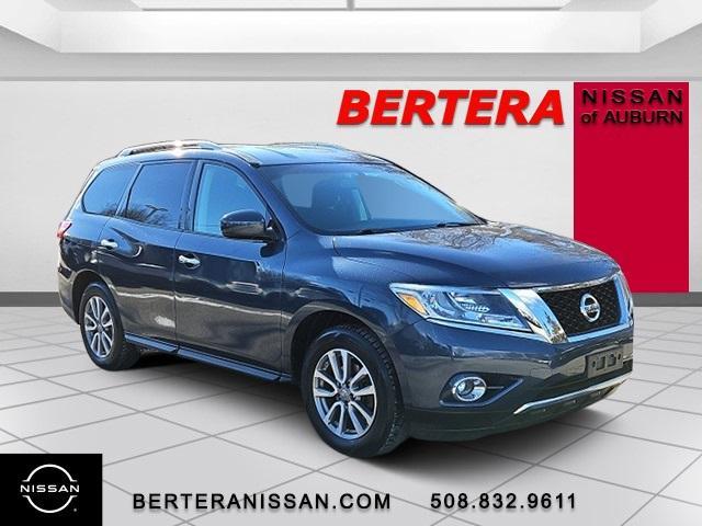 used 2015 Nissan Pathfinder car, priced at $13,995