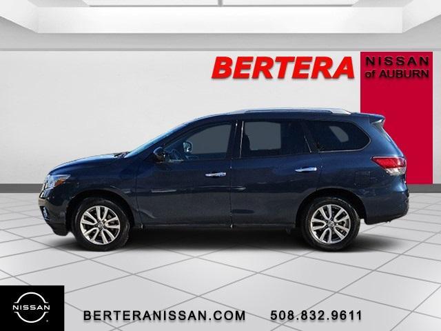 used 2015 Nissan Pathfinder car, priced at $15,995