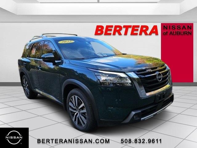 used 2022 Nissan Pathfinder car, priced at $38,950