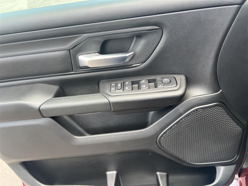 new 2025 Ram 1500 car, priced at $40,624