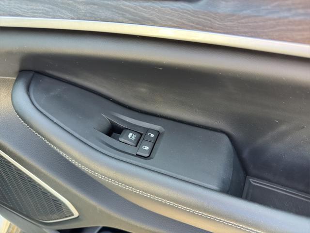used 2022 Jeep Grand Cherokee L car, priced at $30,995